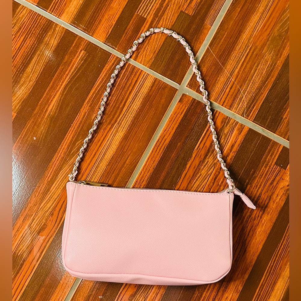 Forever 21 shoulder bag, it’s new, used just 1 time